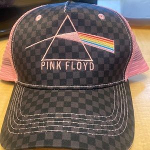 Pink floyd unisex snap back cap.